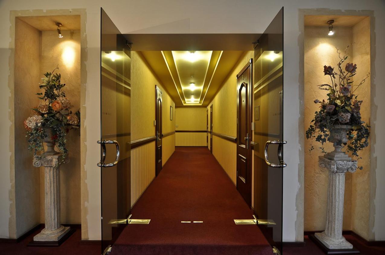 Hotel Sfinksas Kaunas Eksteriør billede