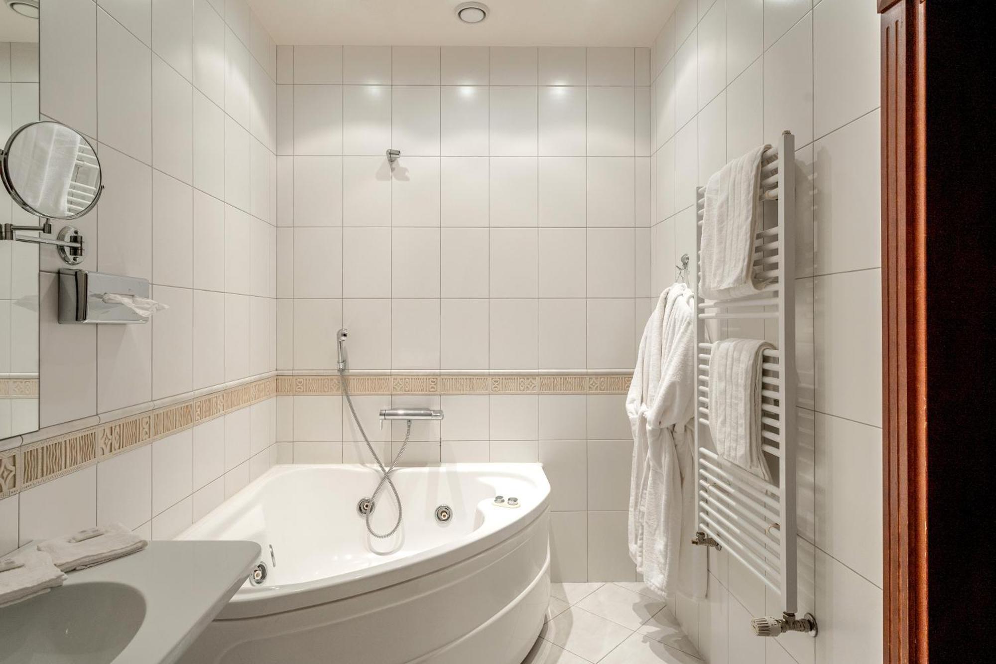 Hotel Sfinksas Kaunas Eksteriør billede